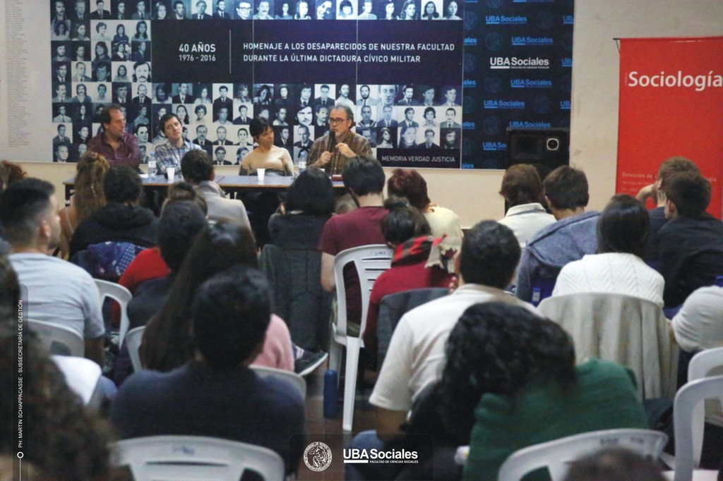 CHARLA DOLAR (2)