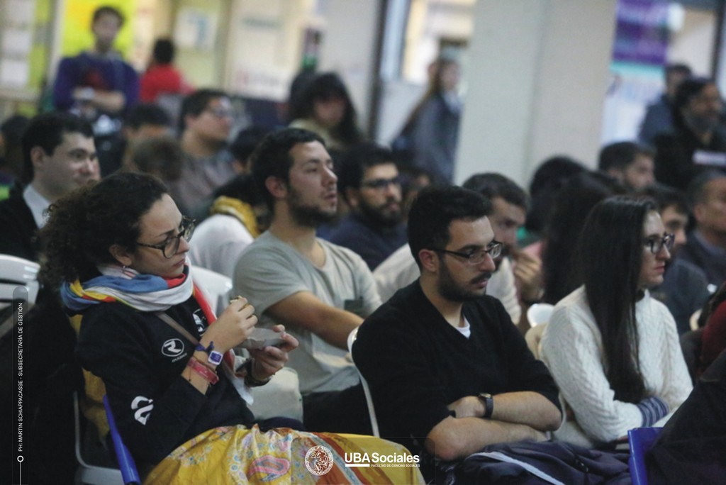 CHARLA DOLAR (23)