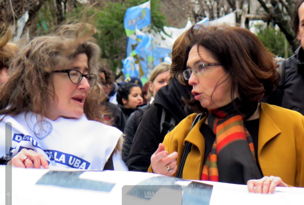 MARCHA UNIVERSITARIA02