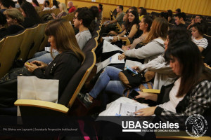 Encuentro con nuevos alumnos (1) Encuentro con nuevos alumnos (1)