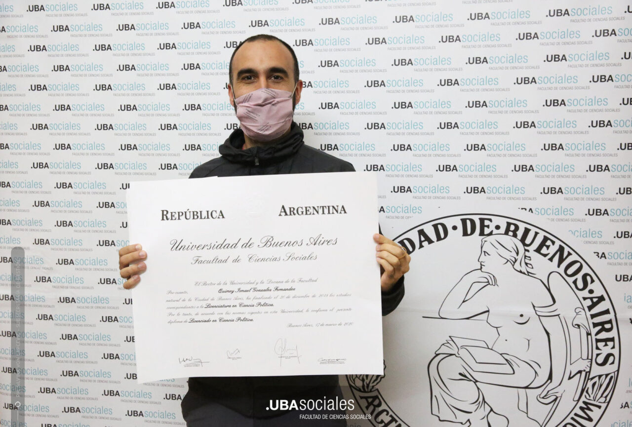 210422.entrega diploms60 210422.entrega diploms60