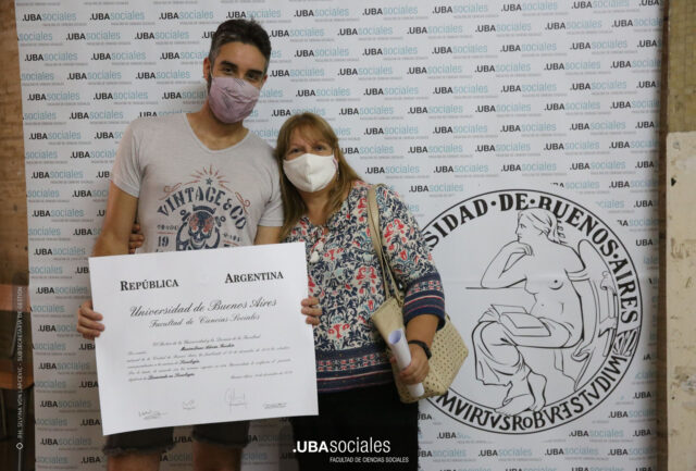 ENTREGA DIPLOMAS 8 DE ABRIL 202119 ENTREGA DIPLOMAS 8 DE ABRIL 202119