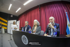 251112-Entrega-de-certificados-reconocimiento-a-la-trayectoria-docente-2H6A2134-Pat-copy